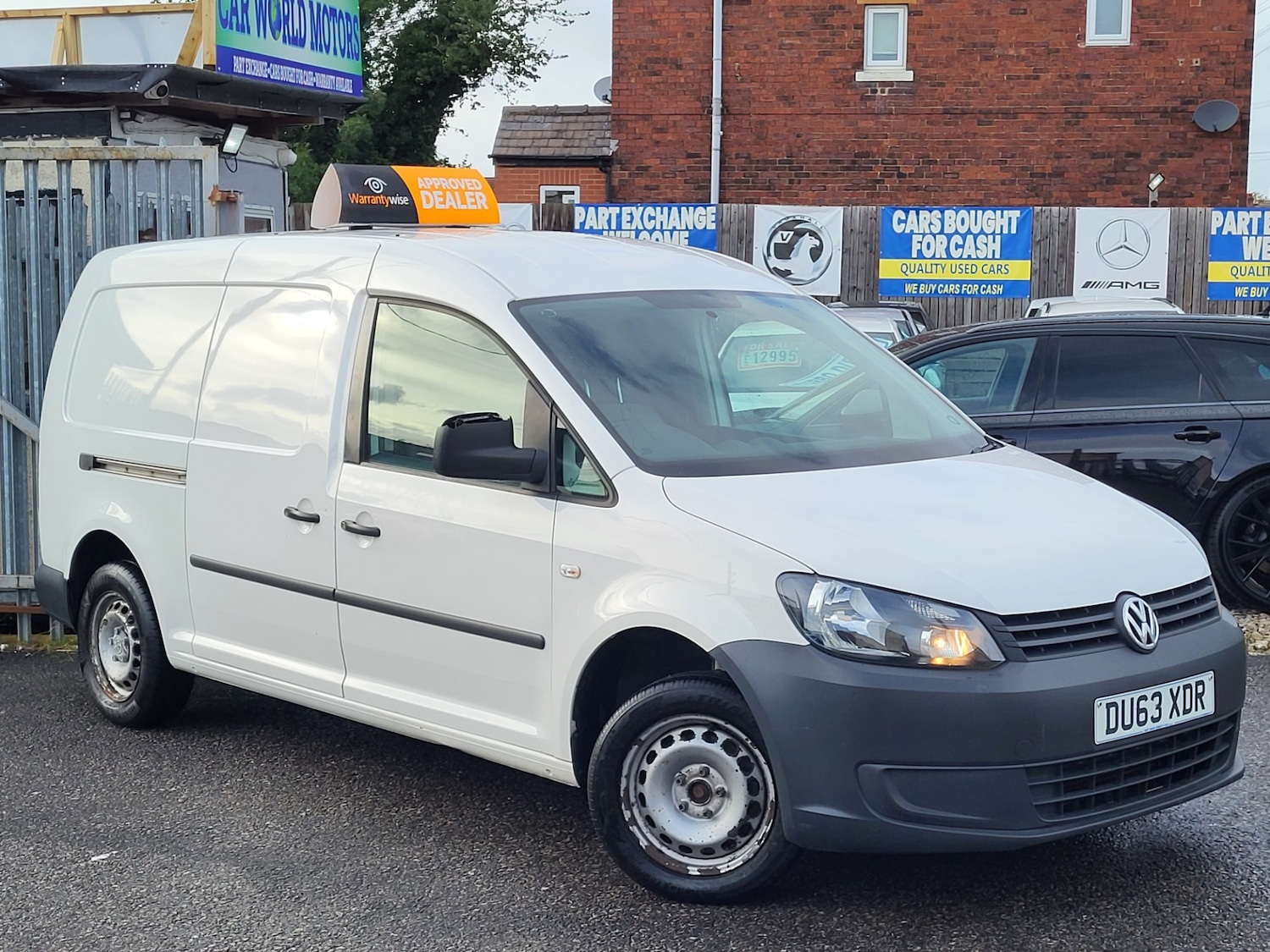 Used Volkswagen Caddy 2013 for sale - 76231848: Photo 1