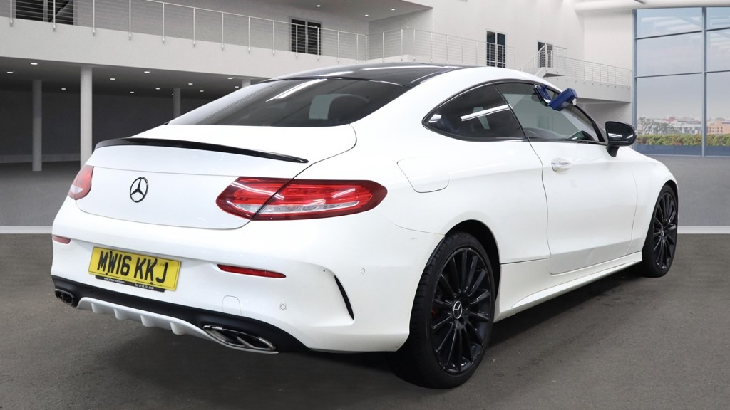 Used Mercedes-Benz C Class 2016 for sale - 76463969: Photo 4