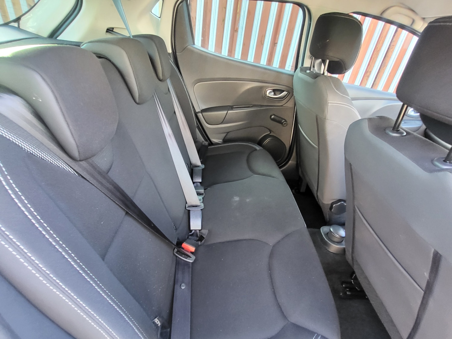 Used Renault Clio 2018 for sale - 76651185: Photo 20