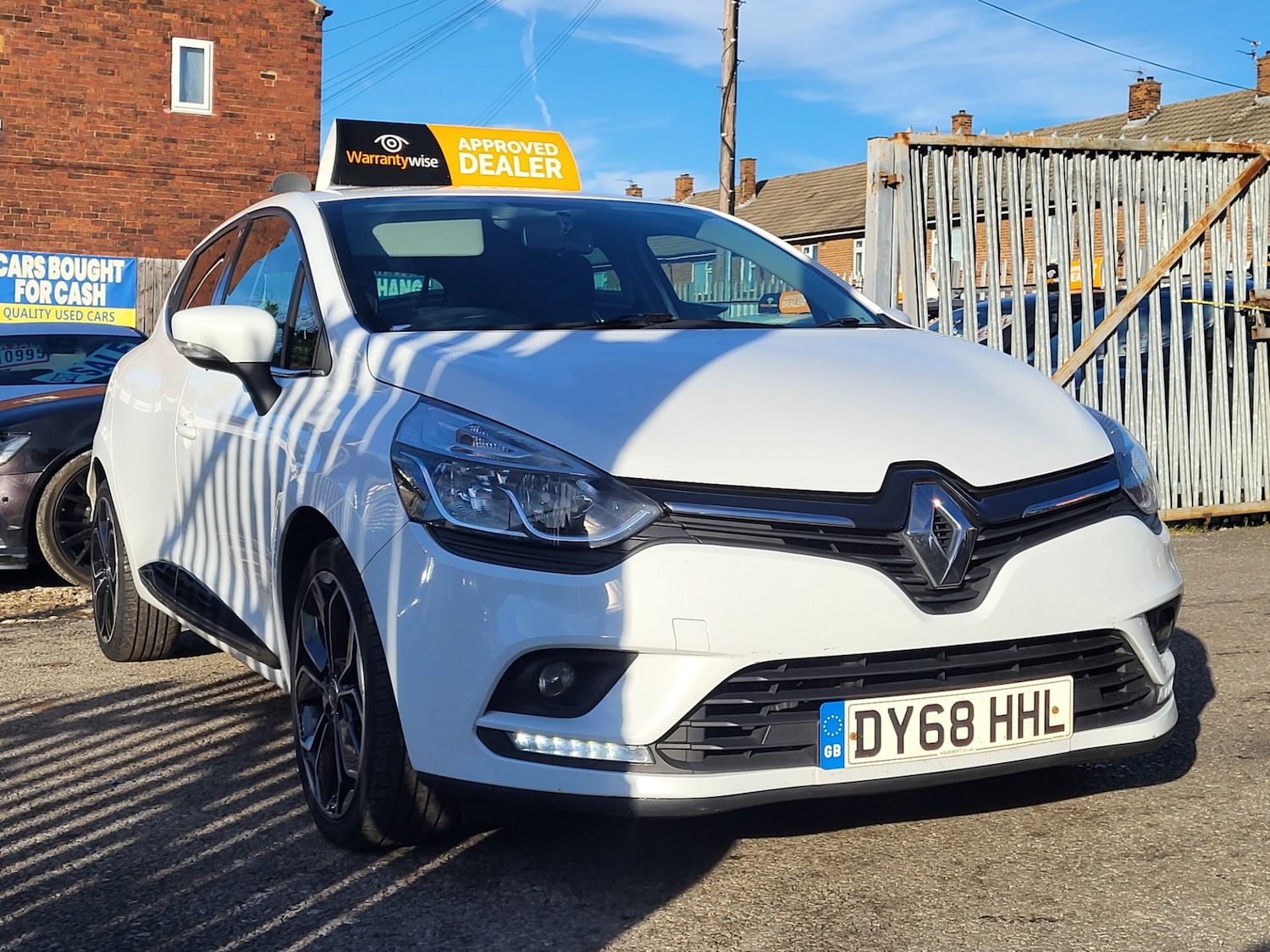 Used Renault Clio 2018 for sale - 76651185: Photo 23