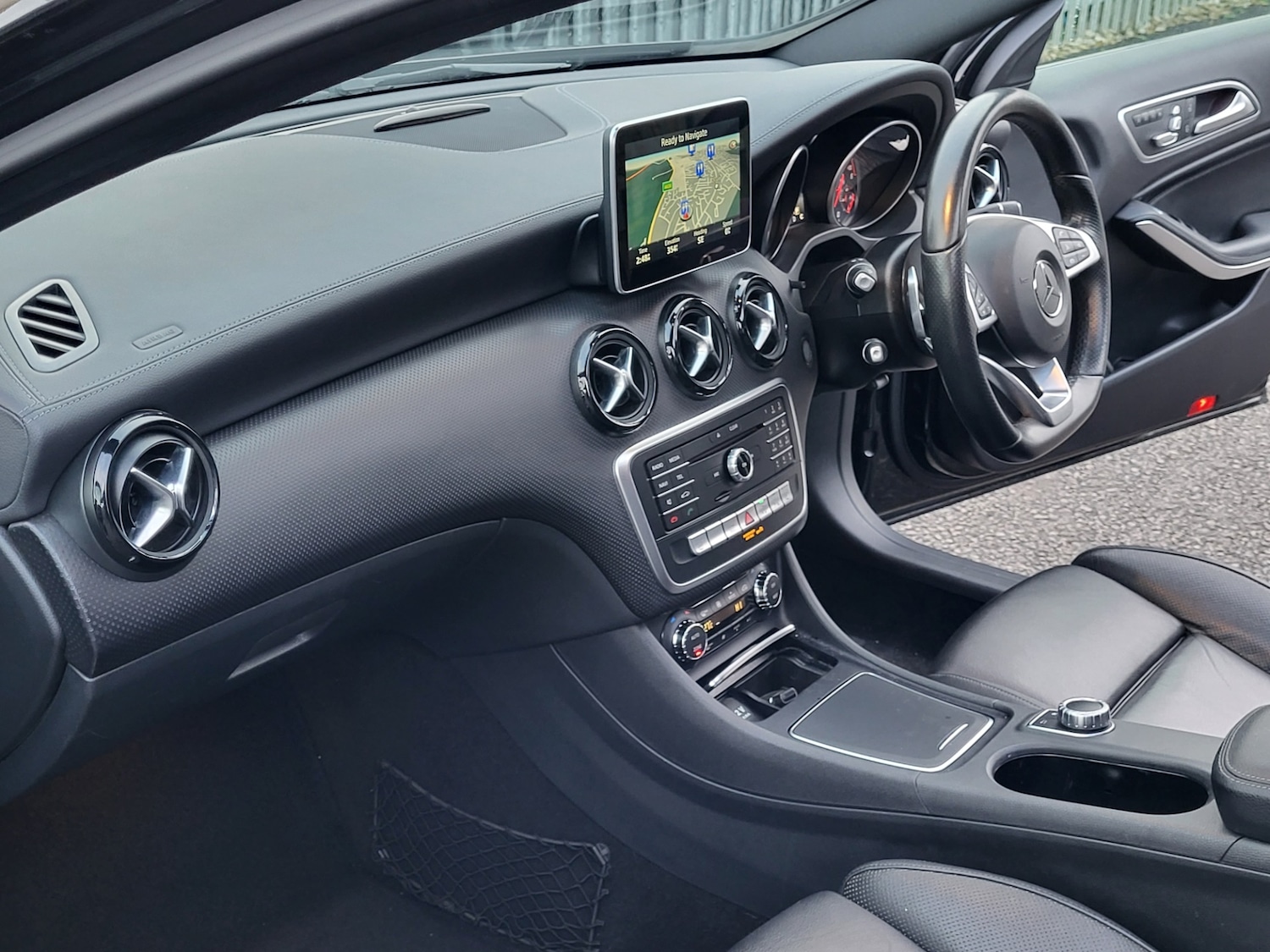 Used Mercedes-Benz A-Class 2016 for sale - 76830850: Photo 9