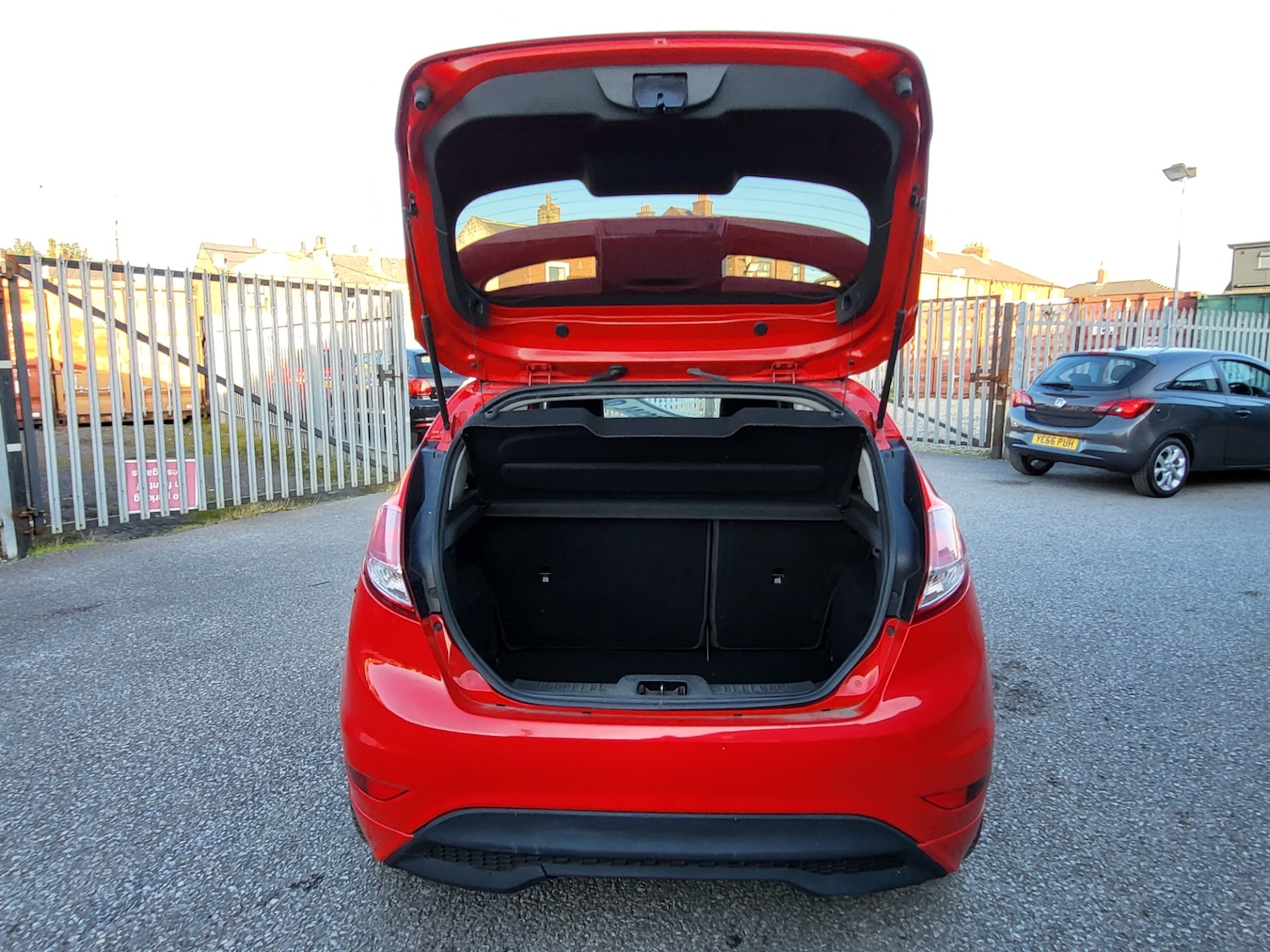 Used Ford Fiesta 2014 for sale - 76263230: Photo 10