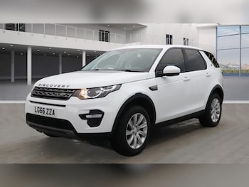 Used Land Rover Discovery Sport 2016 for sale - 76476994: Photo