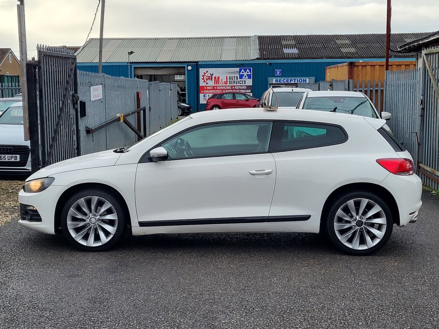 Used Volkswagen Scirocco 2009 for sale - 76611578: Photo 5