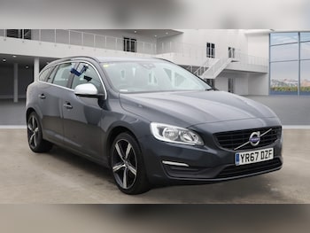 Used Volvo V60 2017 for sale - 76625740: Photo