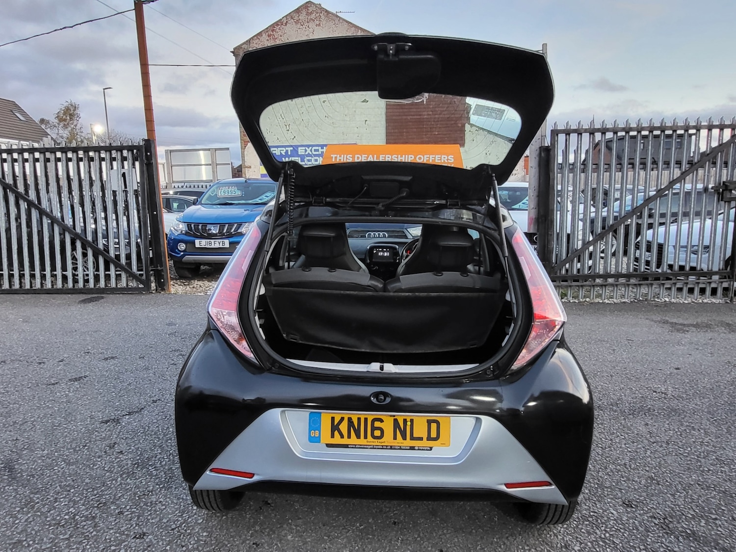 Used Toyota AYGO 2016 for sale - 76426653: Photo 10