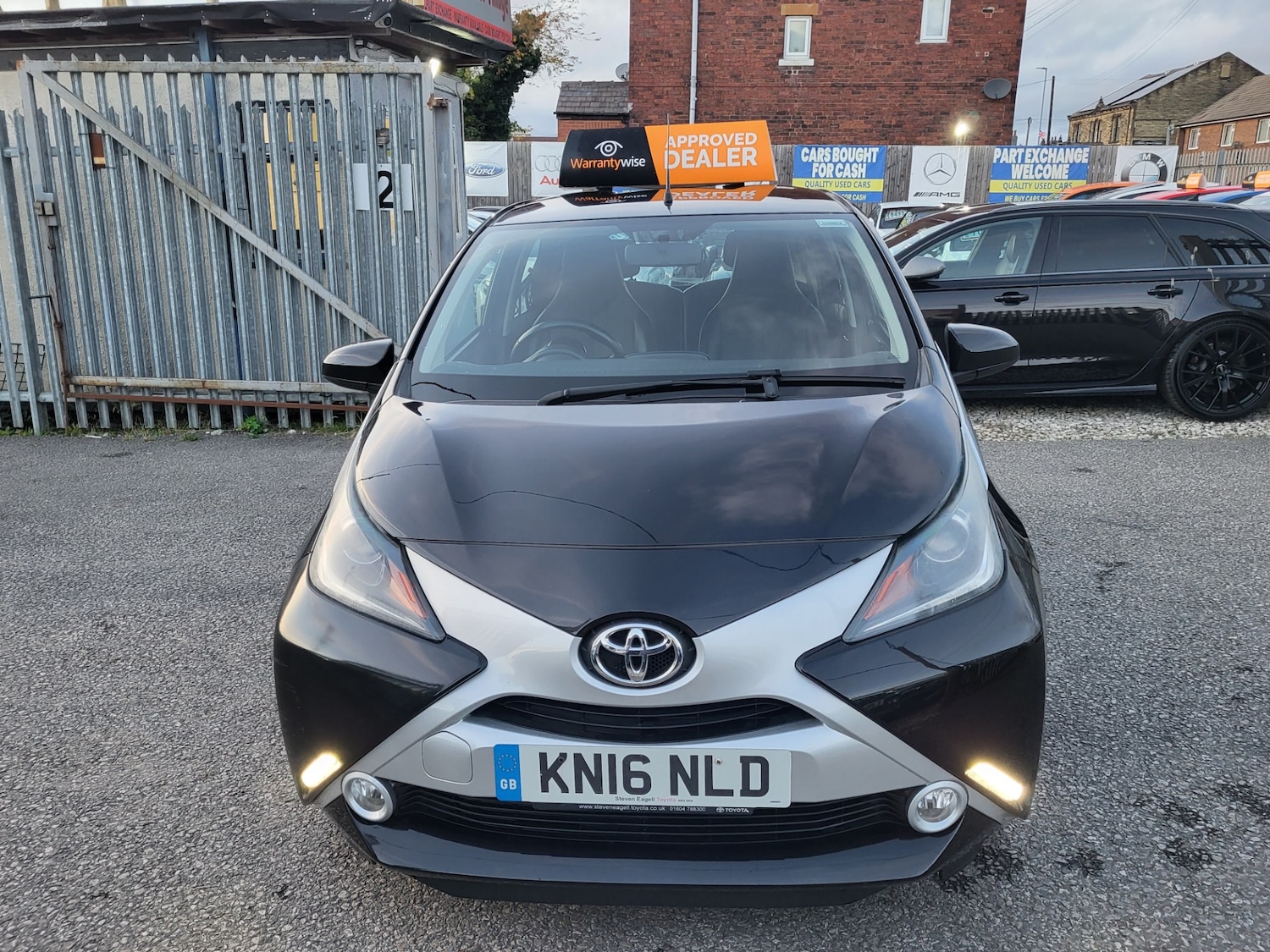 Used Toyota AYGO 2016 for sale - 76426653: Photo 2