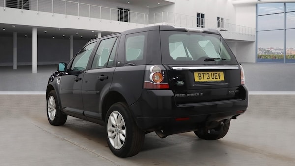 Used Land Rover Freelander 2013 for sale - 76309779: Photo 4