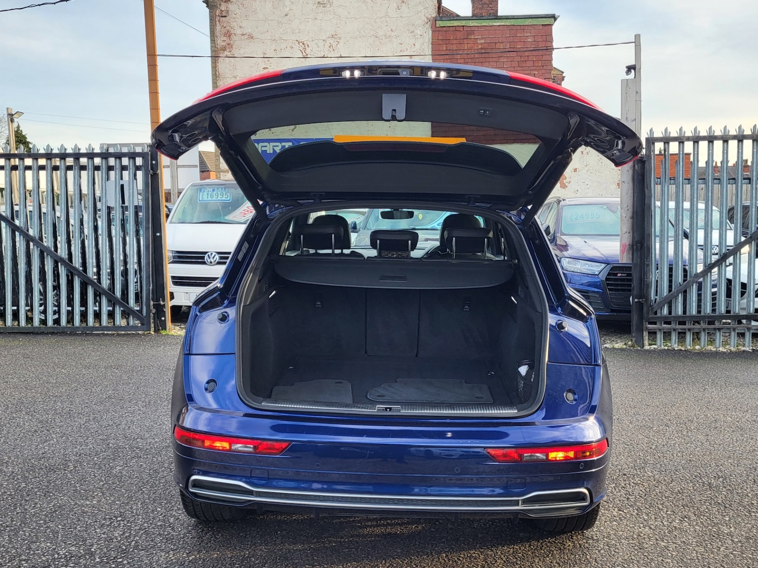 Used Audi Q5 2018 for sale - 76932211: Photo 11