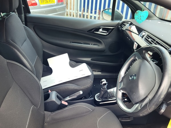 Used Citroen DS3 2011 for sale - 76263380: Photo 17