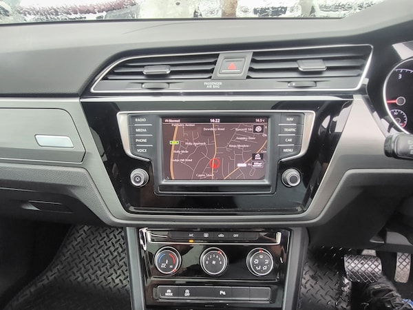 Used Volkswagen Touran 2017 for sale - 76231981: Photo 8