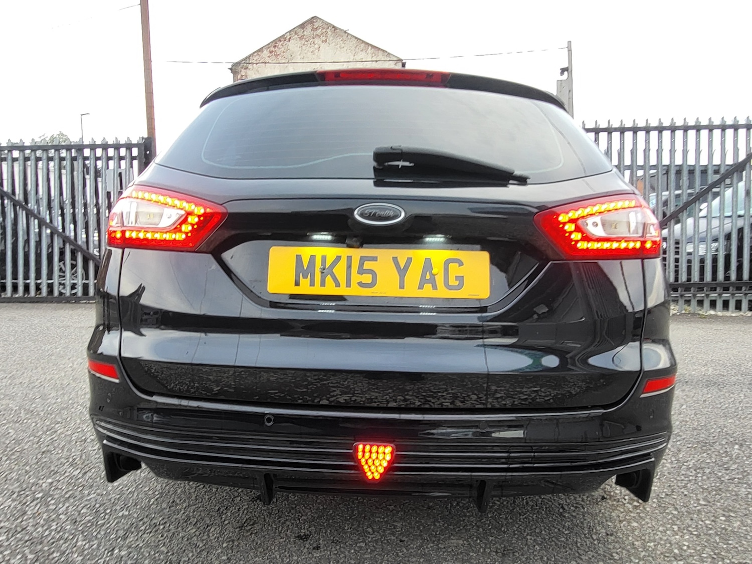 Used Ford Mondeo 2015 for sale - 76232197: Photo 25