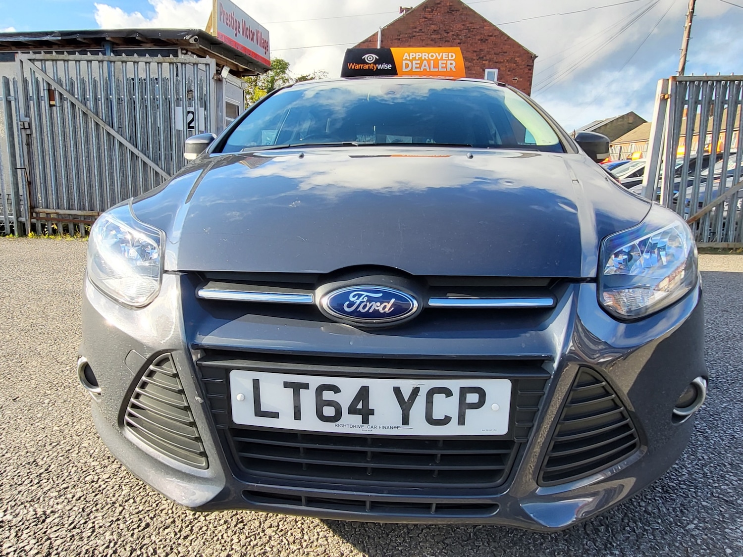 Used Ford Focus 2014 for sale - 76366157: Photo 13