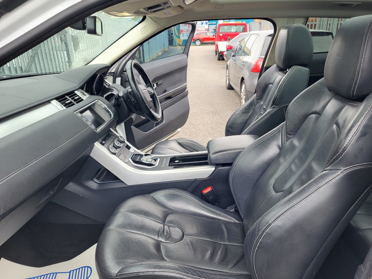 Used Land Rover Range Rover Evoque 2011 for sale - 76258944: Photo 19