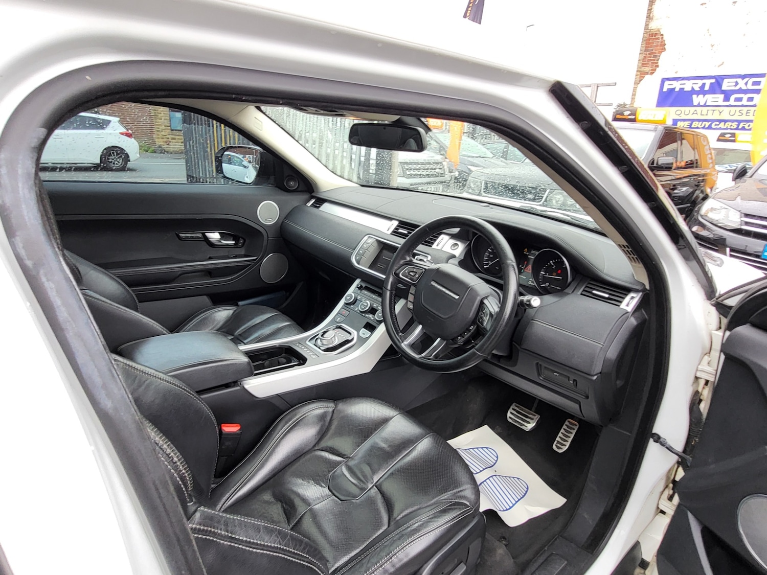 Used Land Rover Range Rover Evoque 2011 for sale - 76258944: Photo 7