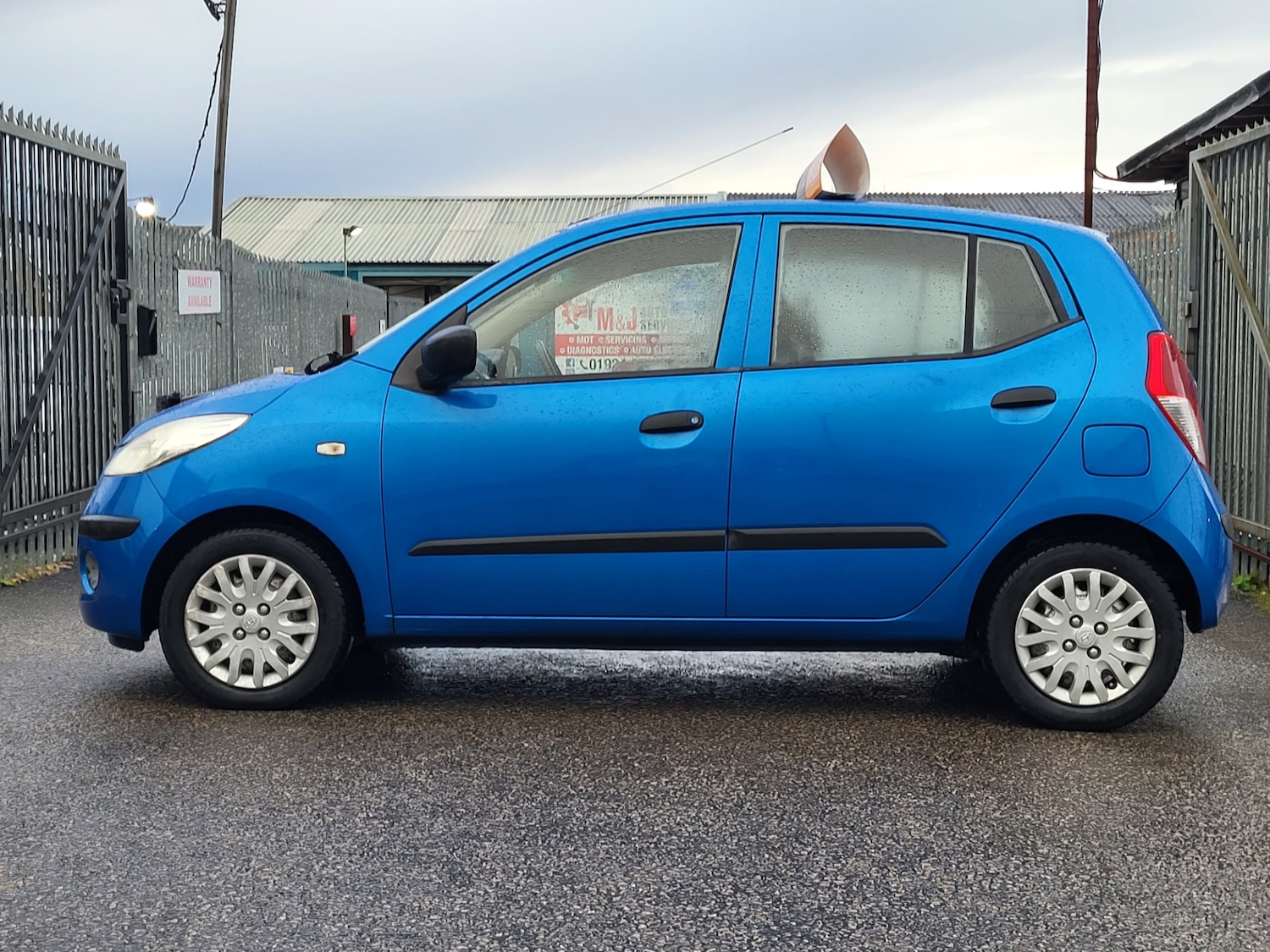 Used Hyundai i10 2010 for sale - 76736103: Photo 15