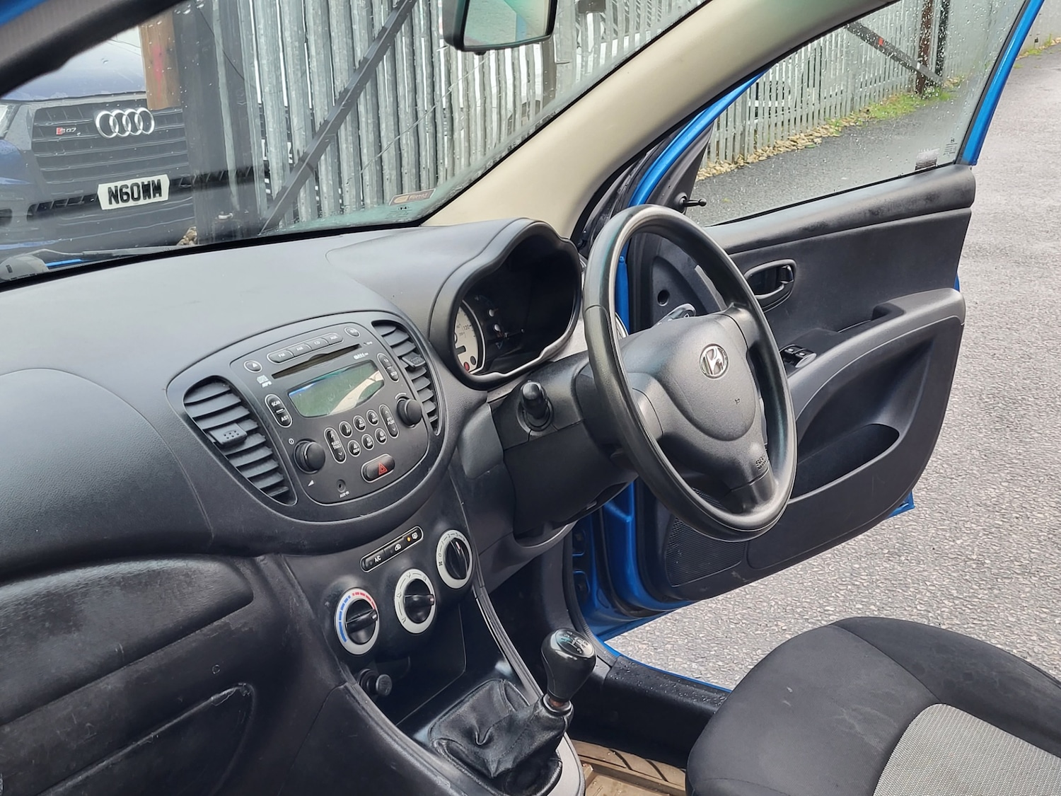 Used Hyundai i10 2010 for sale - 76736103: Photo 7