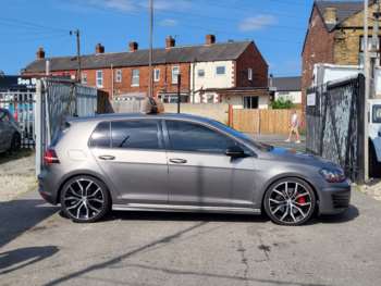 Used Volkswagen Golf 2017 for sale - 74645269: Photo