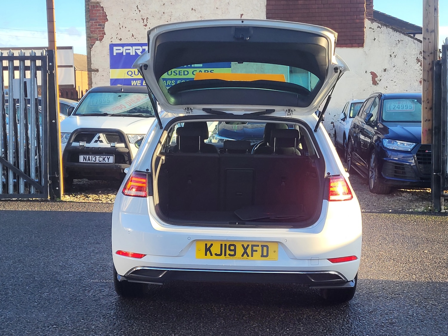 Used Volkswagen Golf 2019 for sale - 76736782: Photo 12