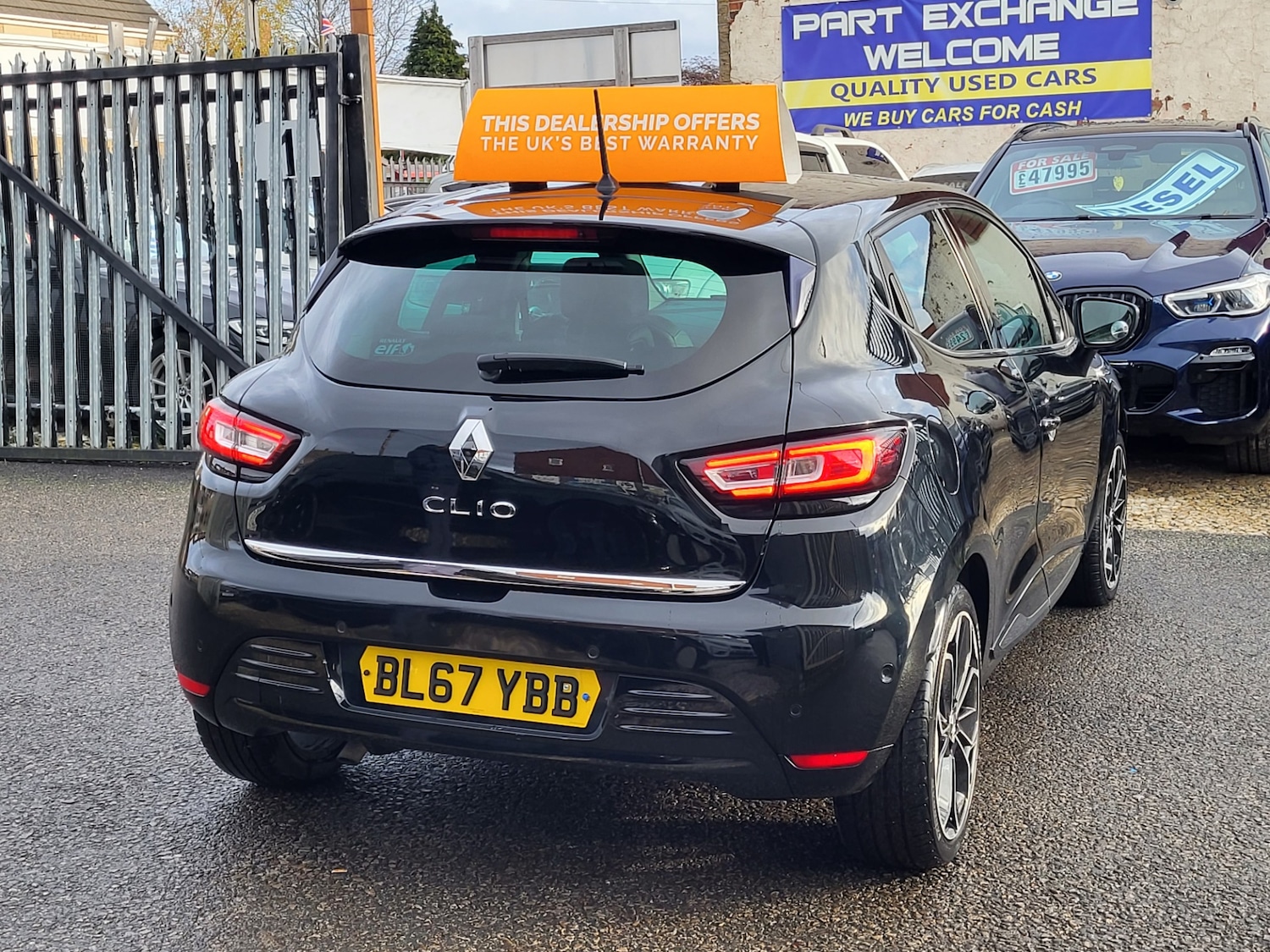 Used Renault Clio 2018 for sale - 76694385: Photo 11