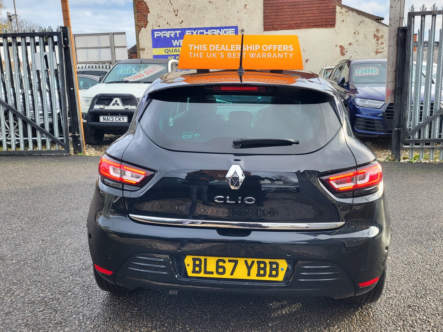 Used Renault Clio 2018 for sale - 76694385: Photo 14