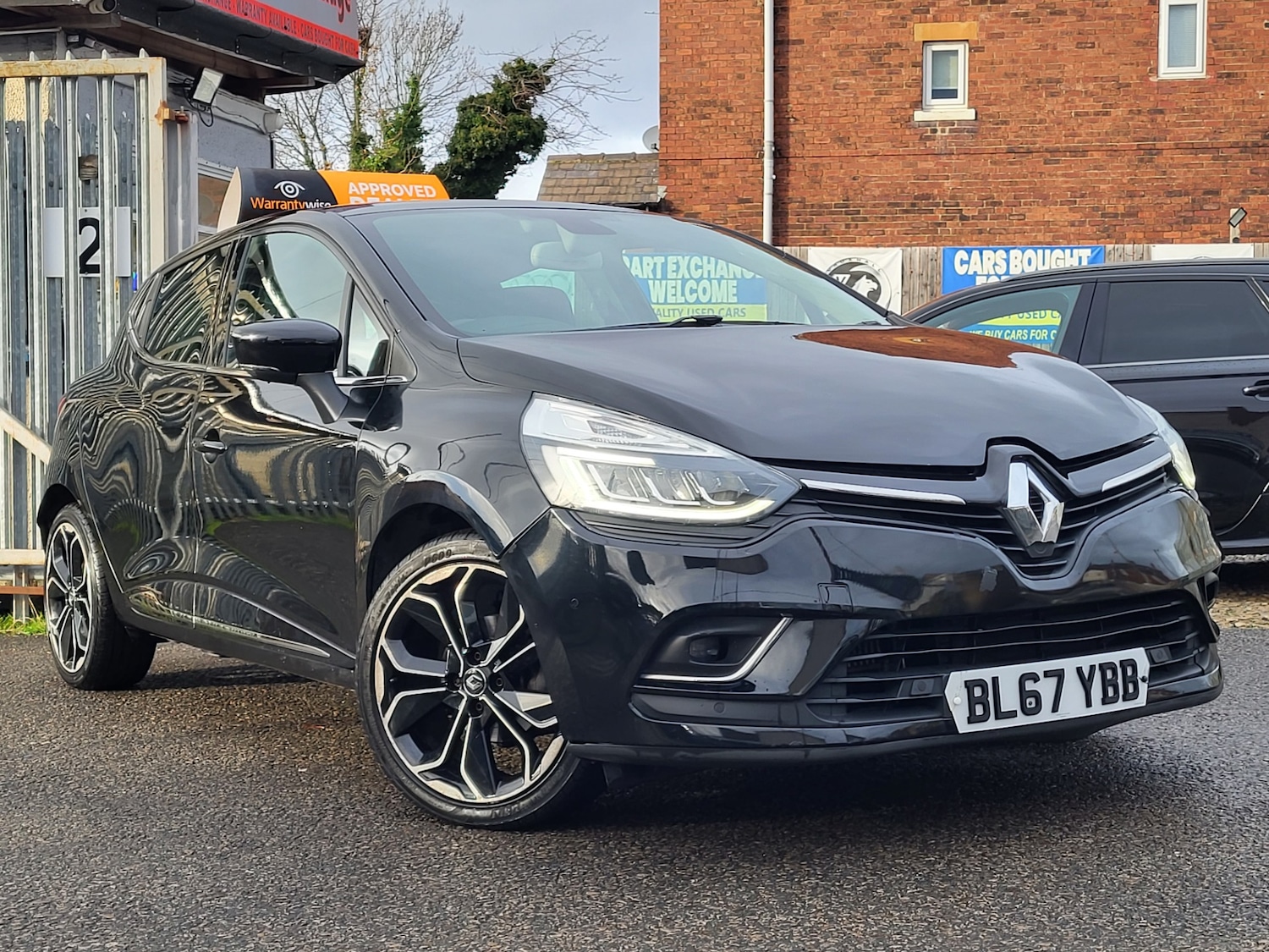 Used Renault Clio 2018 for sale - 76694385: Photo 15