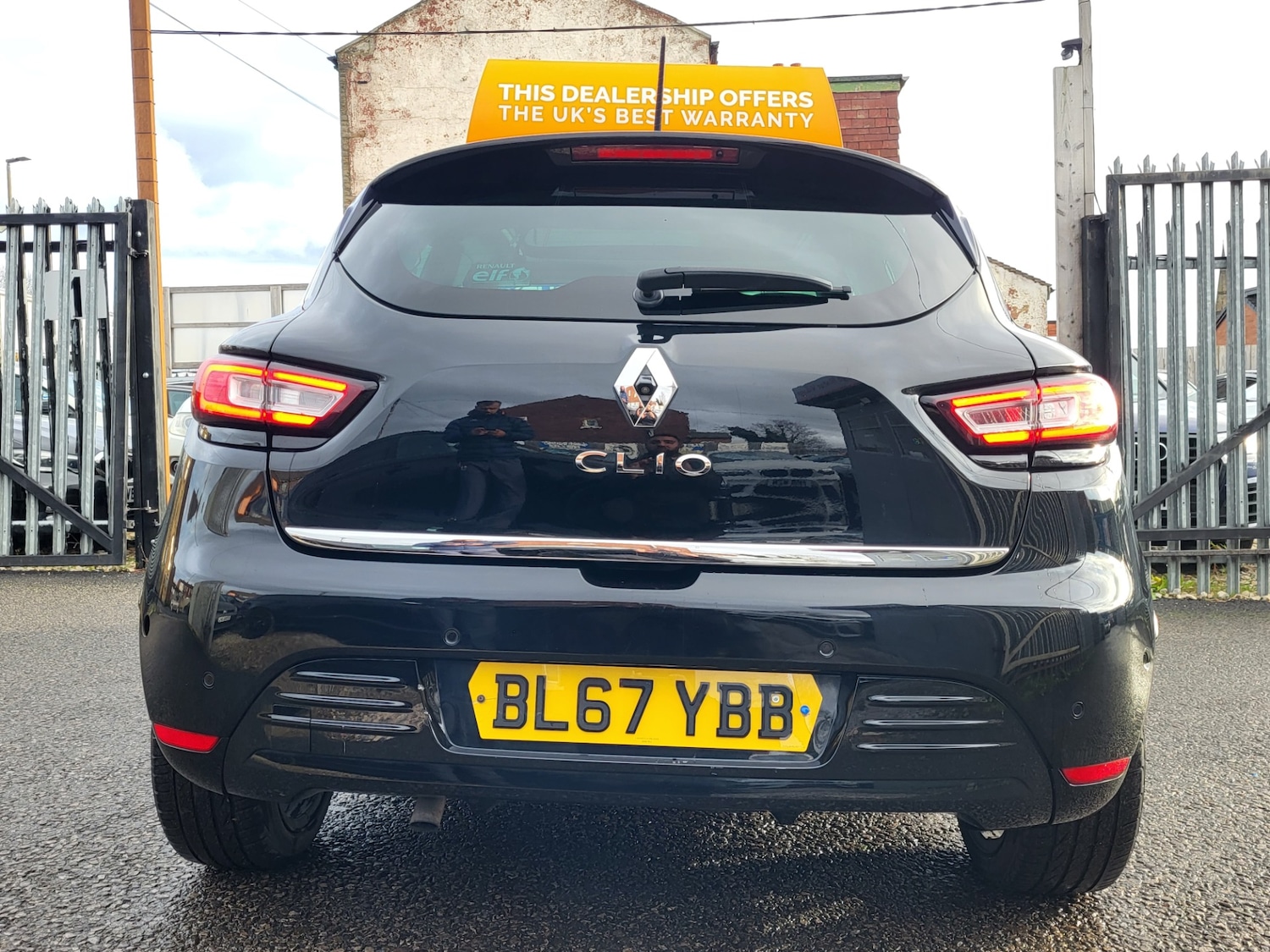 Used Renault Clio 2018 for sale - 76694385: Photo 28