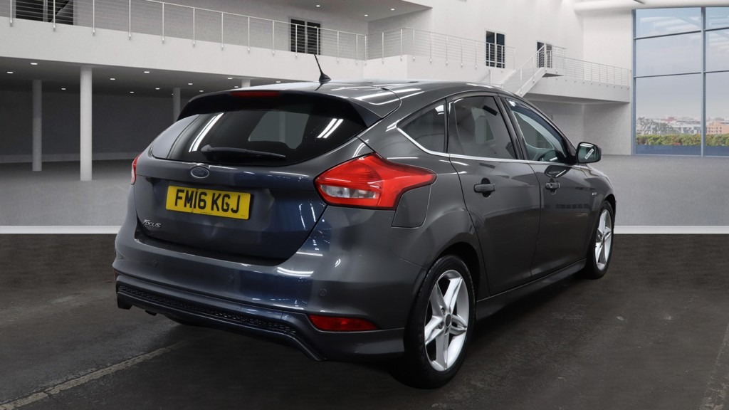 Used Ford Focus 2016 for sale - 76652714: Photo 3