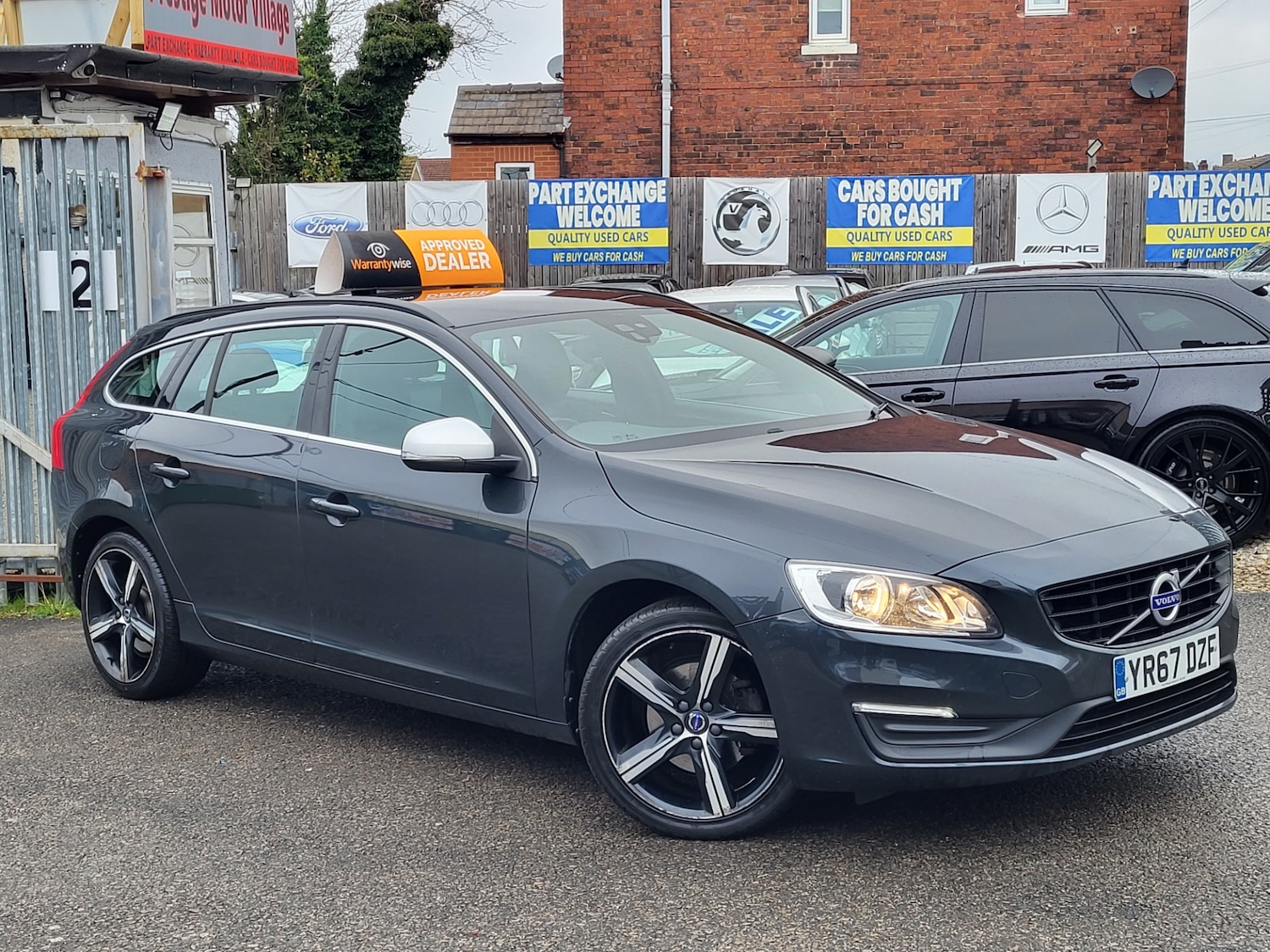 Used Volvo V60 2017 for sale - 76663686: Photo 1