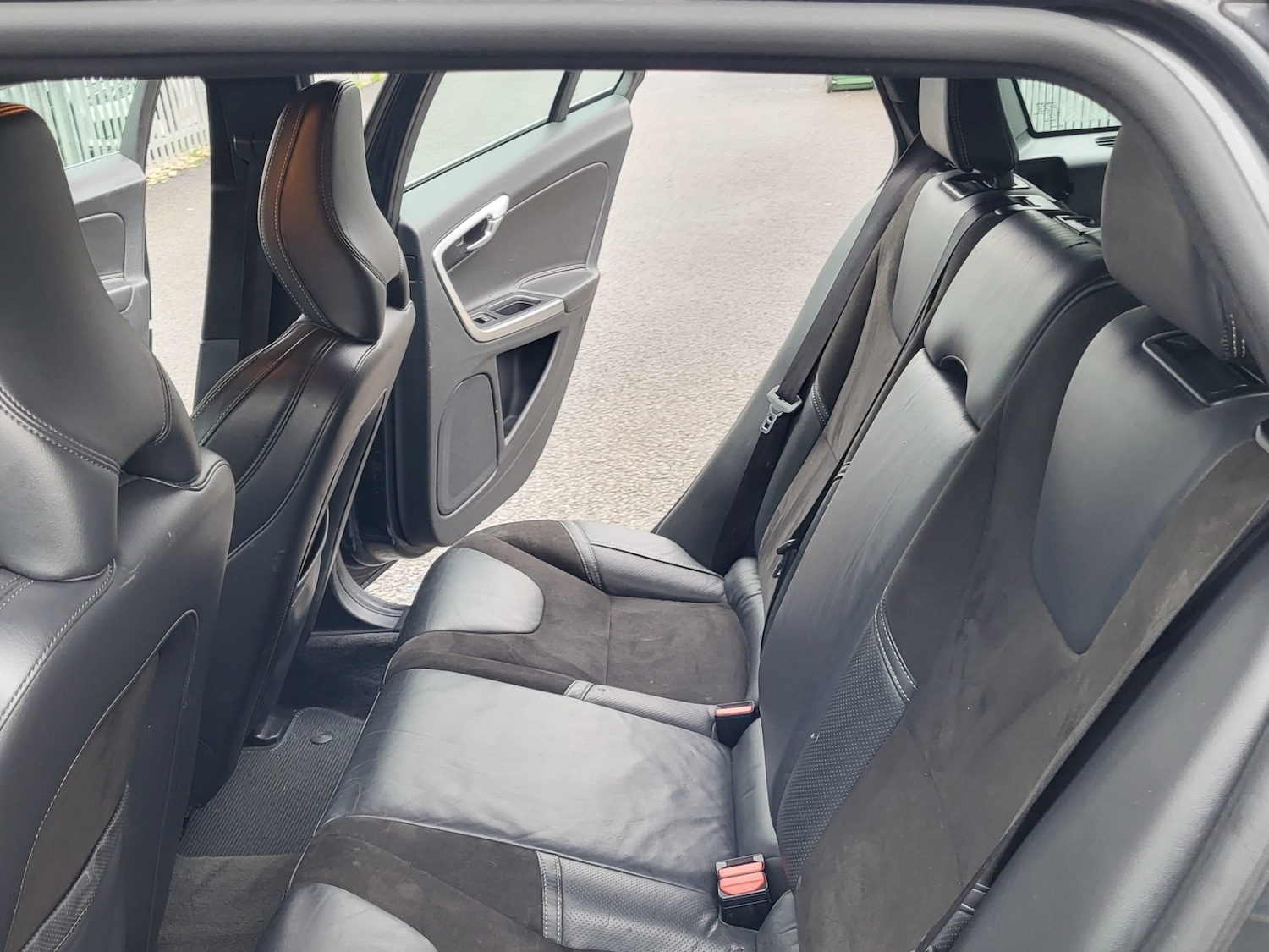 Used Volvo V60 2017 for sale - 76663686: Photo 21