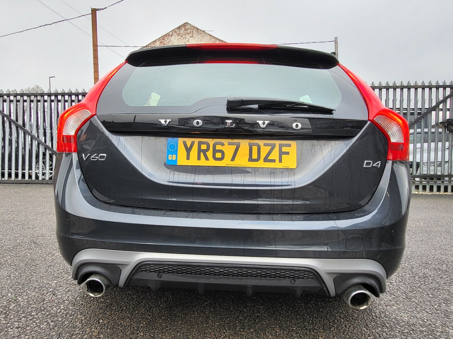 Used Volvo V60 2017 for sale - 76663686: Photo 26