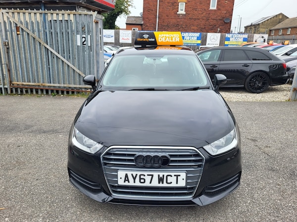 Used Audi A1 2017 for sale - 76263496: Photo 2