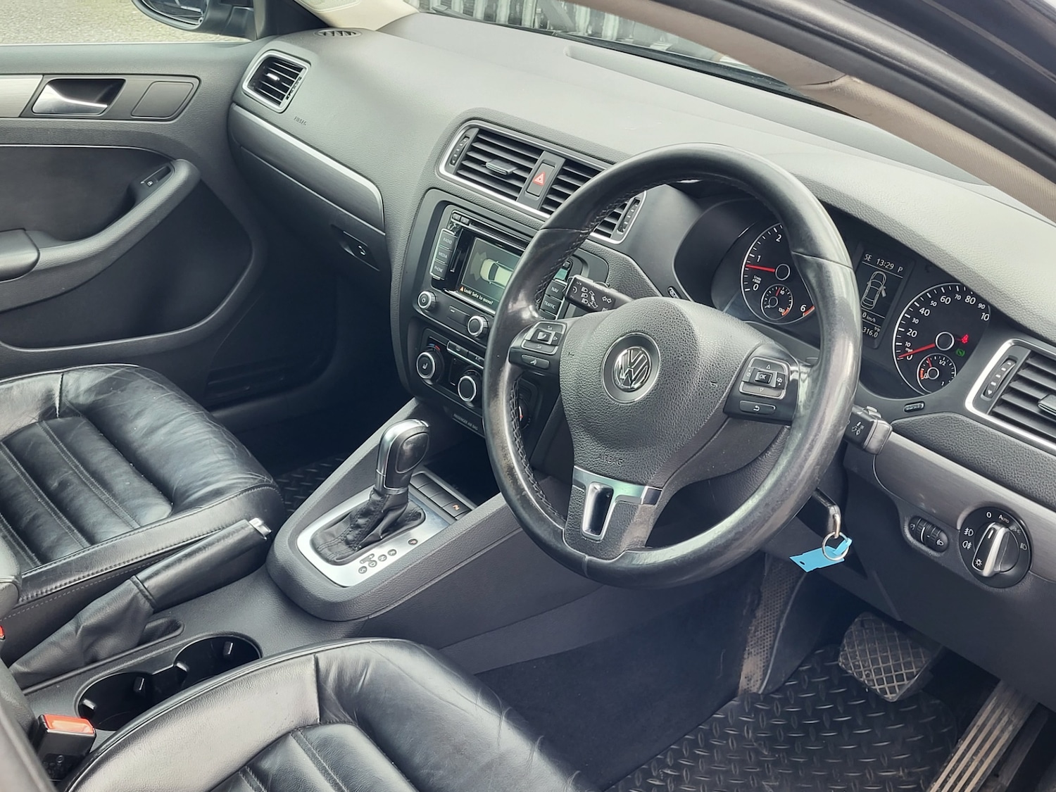 Used Volkswagen Jetta 2014 for sale - 76232855: Photo 6