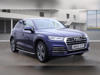 Used Audi Q5 2018 for sale - 76860008: Photo