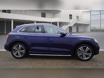 Used Audi Q5 2018 for sale - 76860008: Photo