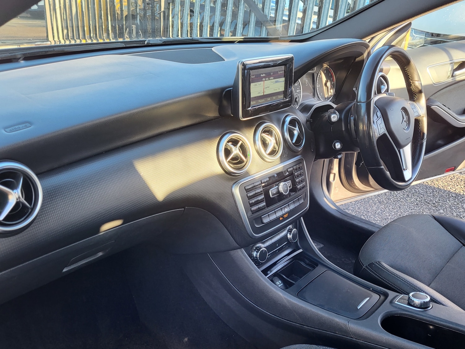 Used Mercedes-Benz A-Class 2015 for sale - 76919821: Photo 7