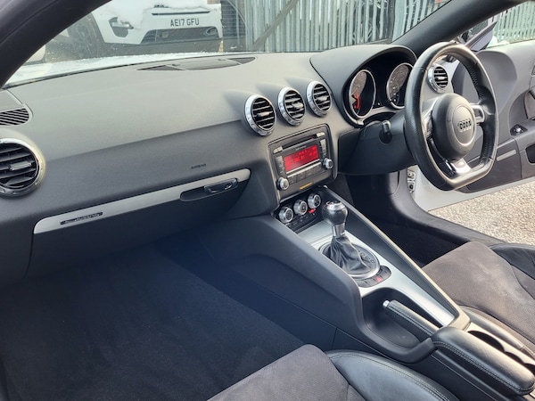 Used Audi TT 2013 for sale - 76258000: Photo 8