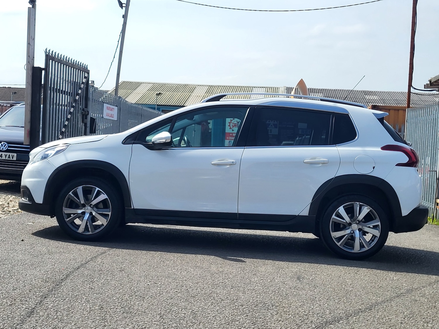 Used Peugeot 2008 2018 for sale - 76258127: Photo 16