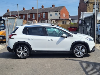 Used Peugeot 2008 2018 for sale - 76258127: Photo