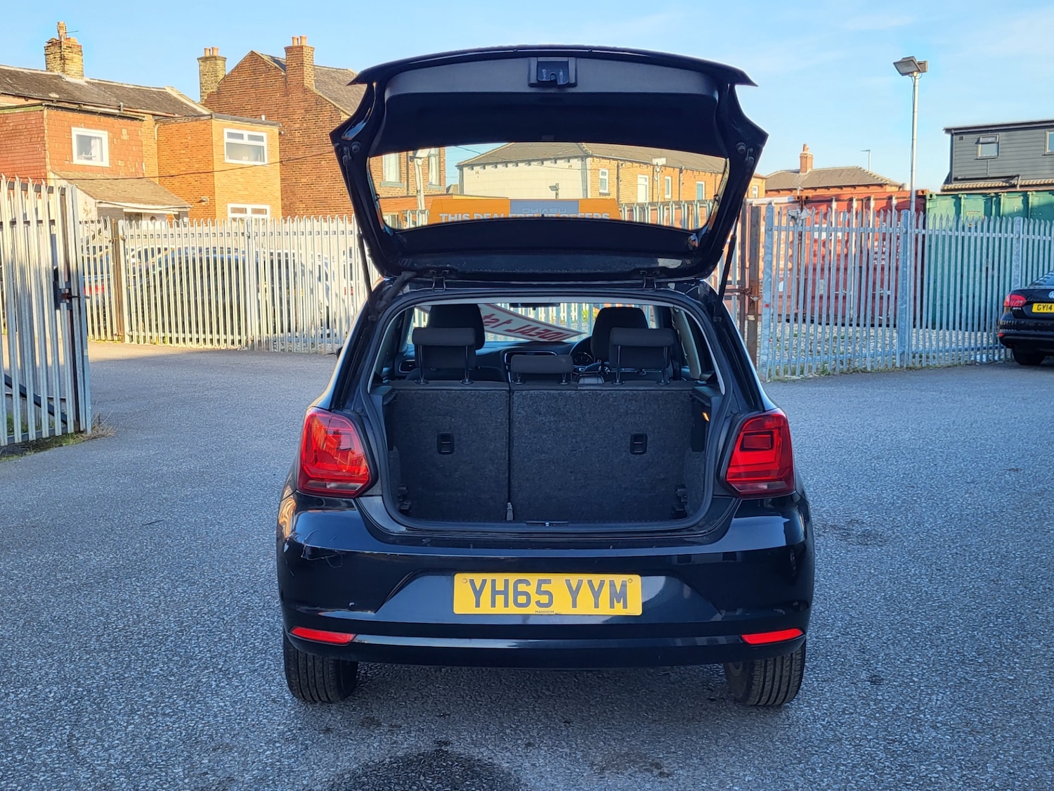 Used Volkswagen Polo 2015 for sale - 76263135: Photo 10