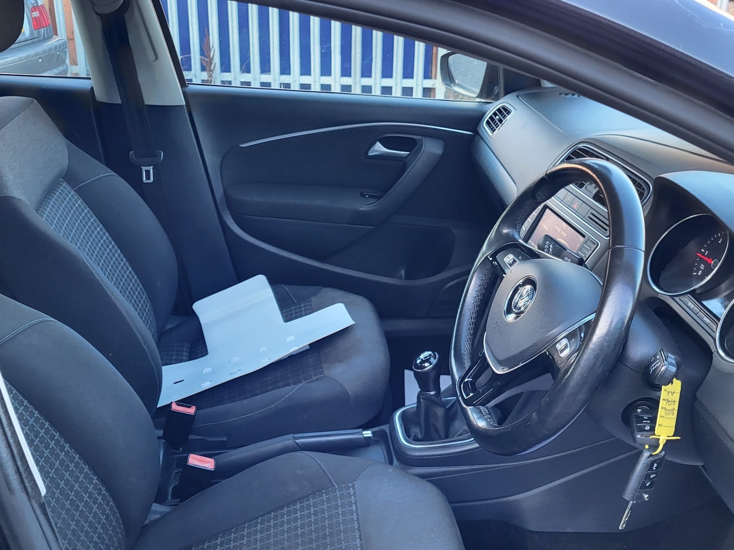 Used Volkswagen Polo 2015 for sale - 76263135: Photo 17