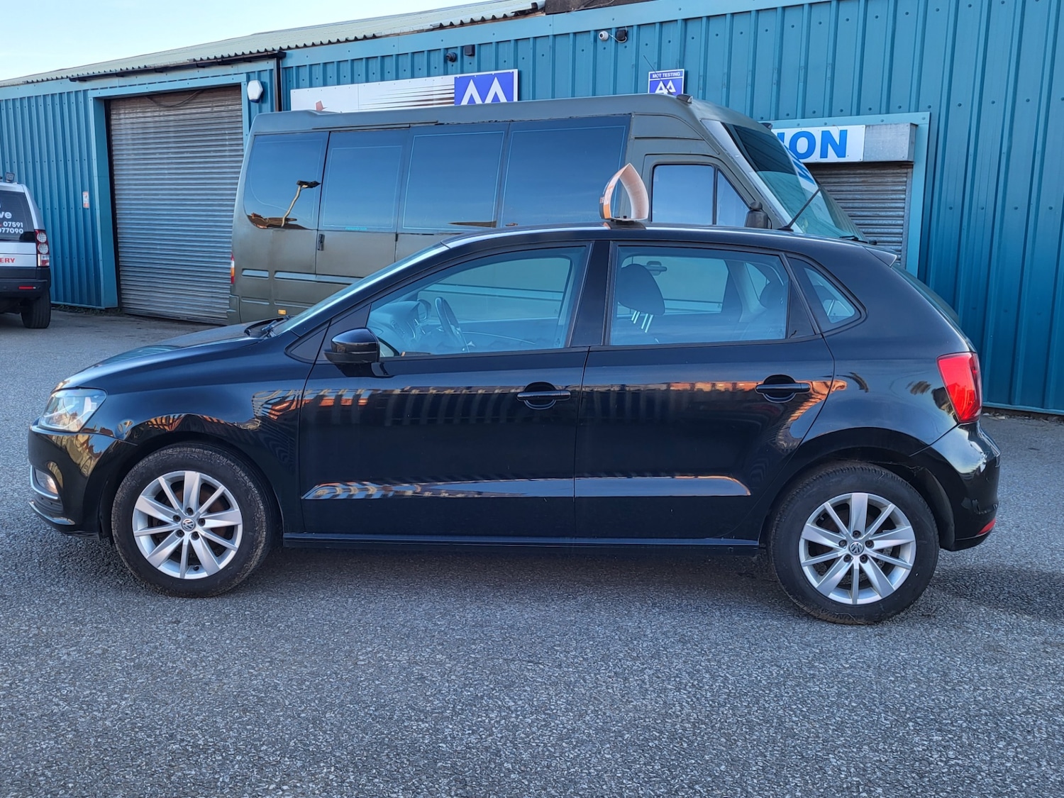 Used Volkswagen Polo 2015 for sale - 76263135: Photo 5