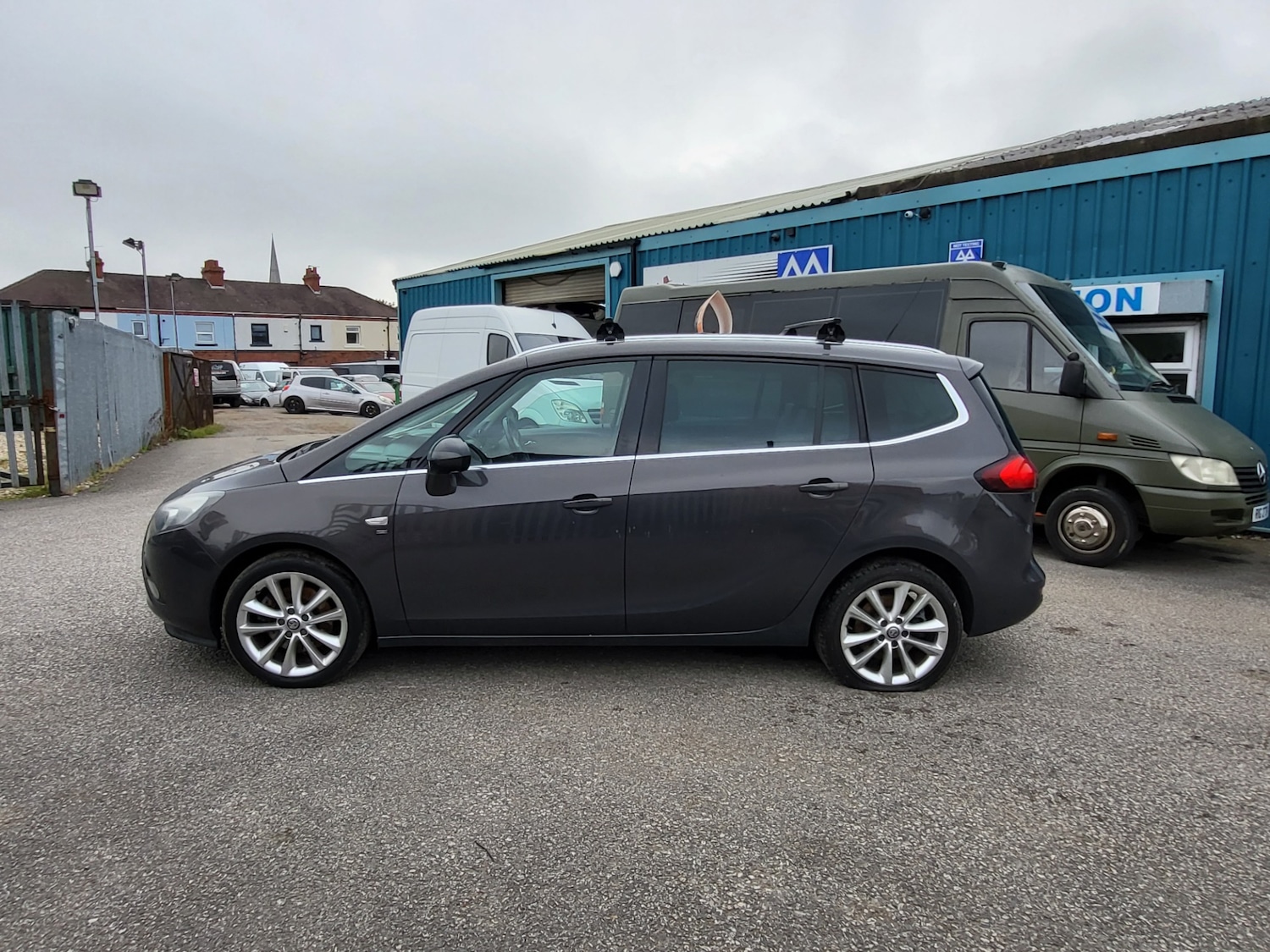 Used Vauxhall Zafira 2013 for sale - 76263376: Photo 5