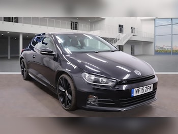 2015 (15) - 2.0 TDi 184 BlueMotion Tech R-Line 3dr TOP SPEC