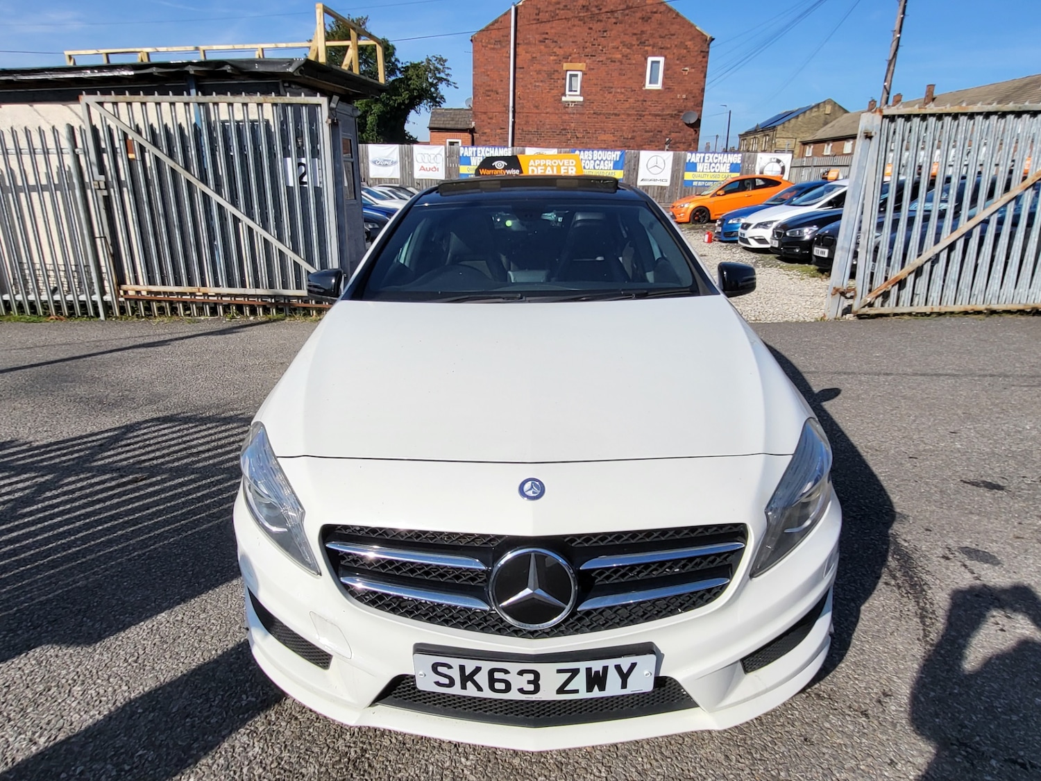 Used Mercedes-Benz A-Class 2013 for sale - 76262932: Photo 2
