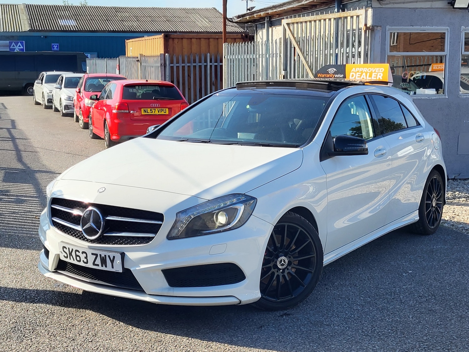 Used Mercedes-Benz A-Class 2013 for sale - 76262932: Photo 3
