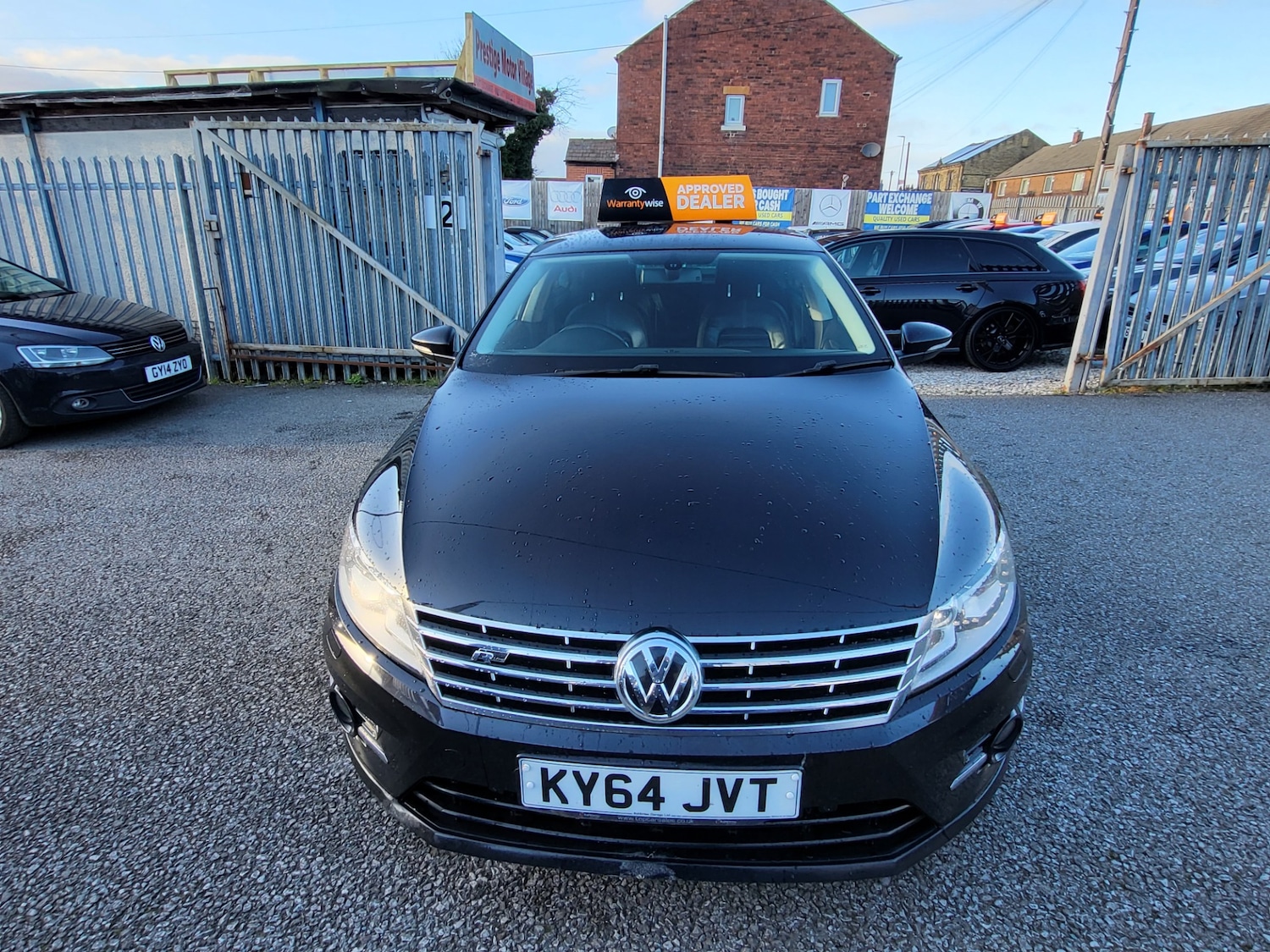 Used Volkswagen CC 2014 for sale - 76893173: Photo 2