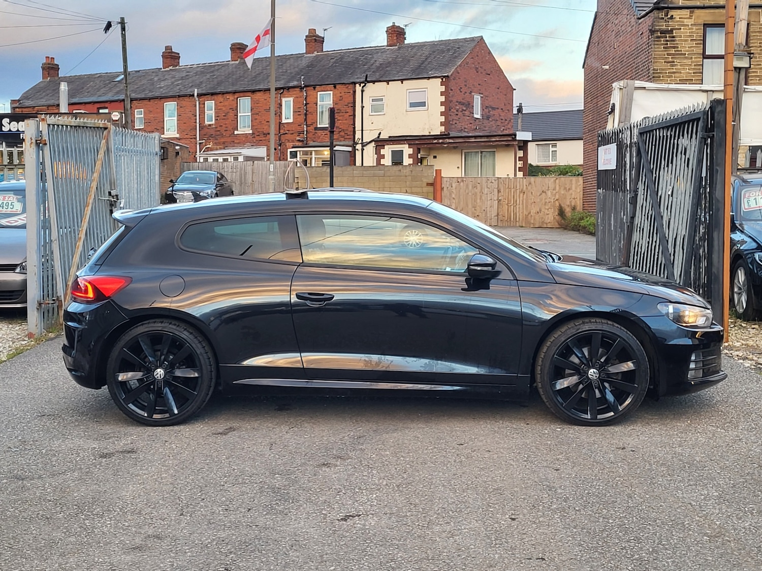 Used Volkswagen Scirocco 2015 for sale - 76907758: Photo 4