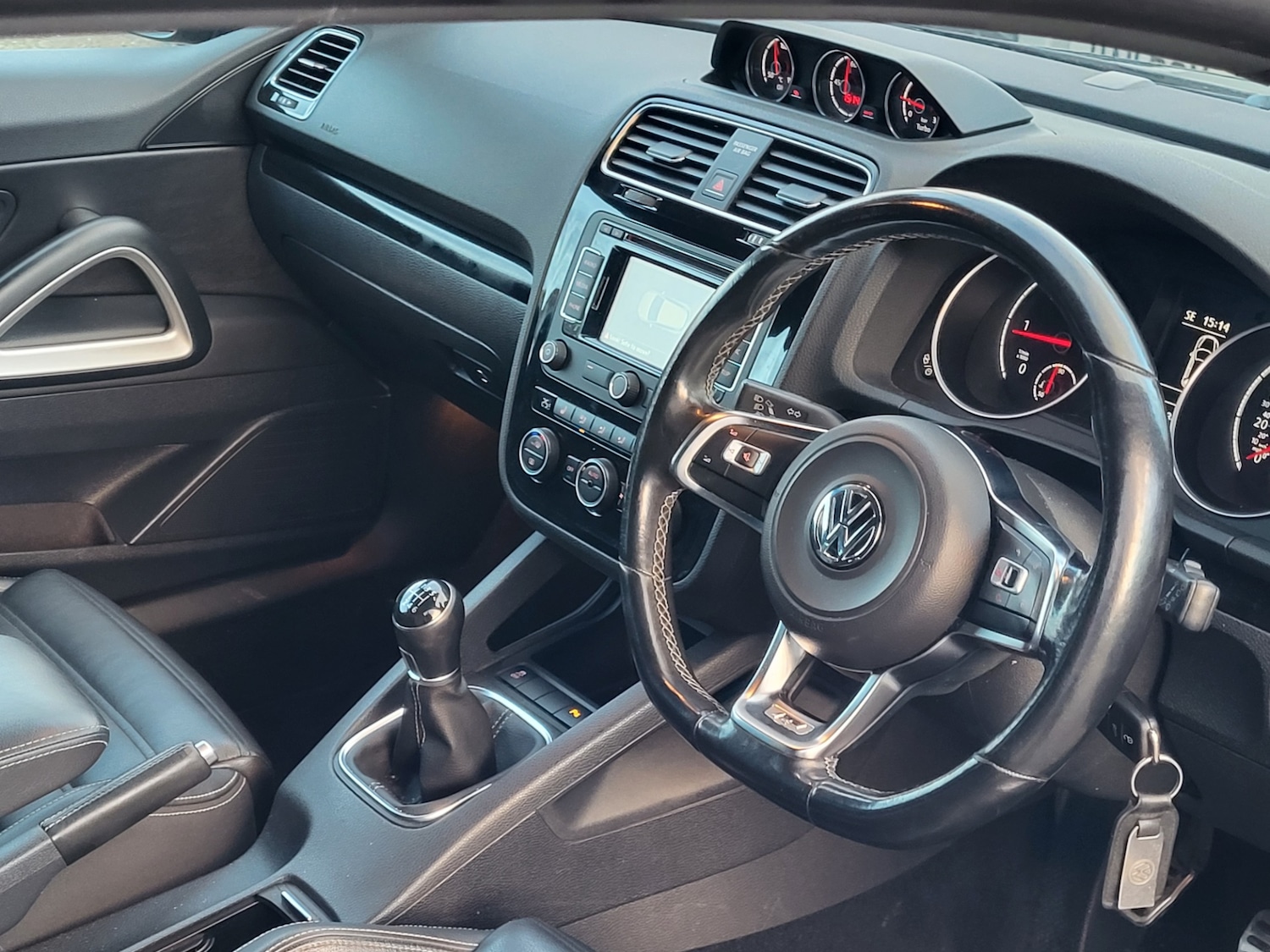 Used Volkswagen Scirocco 2015 for sale - 76907758: Photo 6