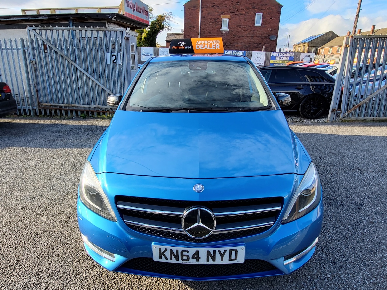 Used Mercedes-Benz B Class 2014 for sale - 76426329: Photo 2